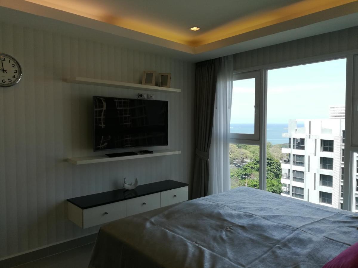 Cosy Beach View Apartments Pattaya Exteriör bild