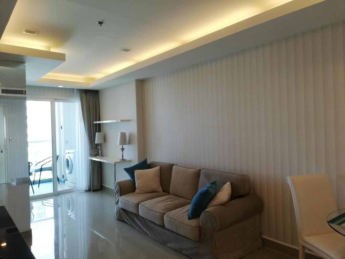 Cosy Beach View Apartments Pattaya Exteriör bild