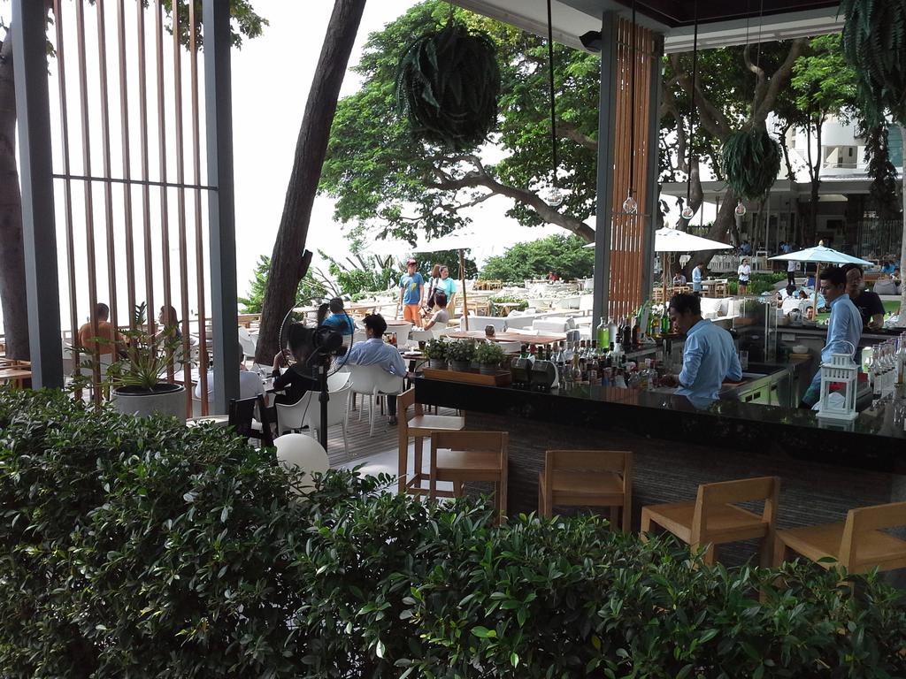 Cosy Beach View Apartments Pattaya Exteriör bild